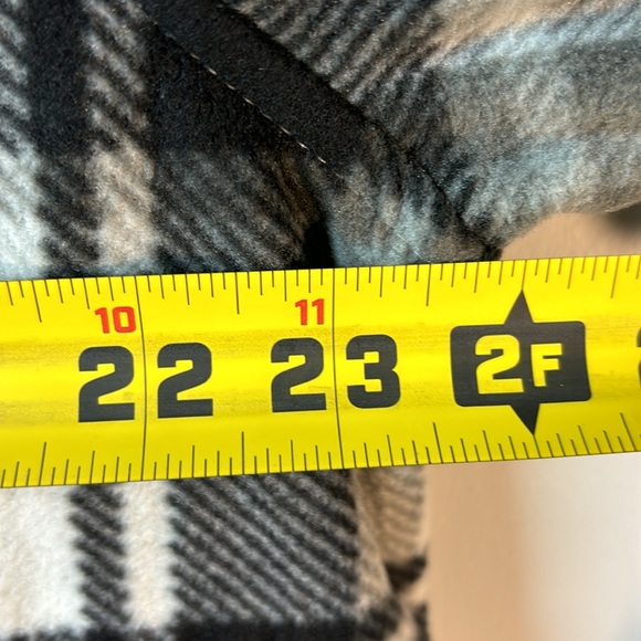 NWOT O’Neill Woman’s Julia Pullover Hooded jacket in XXL black/white - Picture 6 of 7